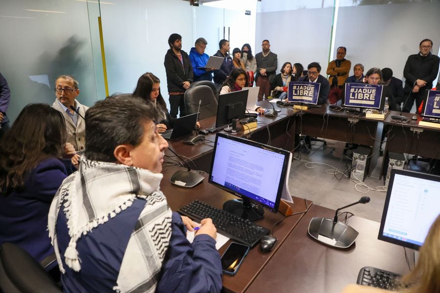 Con tenso round entre Fares Jadue (PC) y Felipe Cruz (RN): así fue el primer concejo municipal de Recoleta sin Daniel Jadue