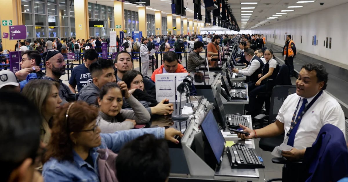 Caos en el aeropuerto Jorge Chávez afectó a más de 10 mil pasajeros y 215 vuelos en las últimas 48 horas