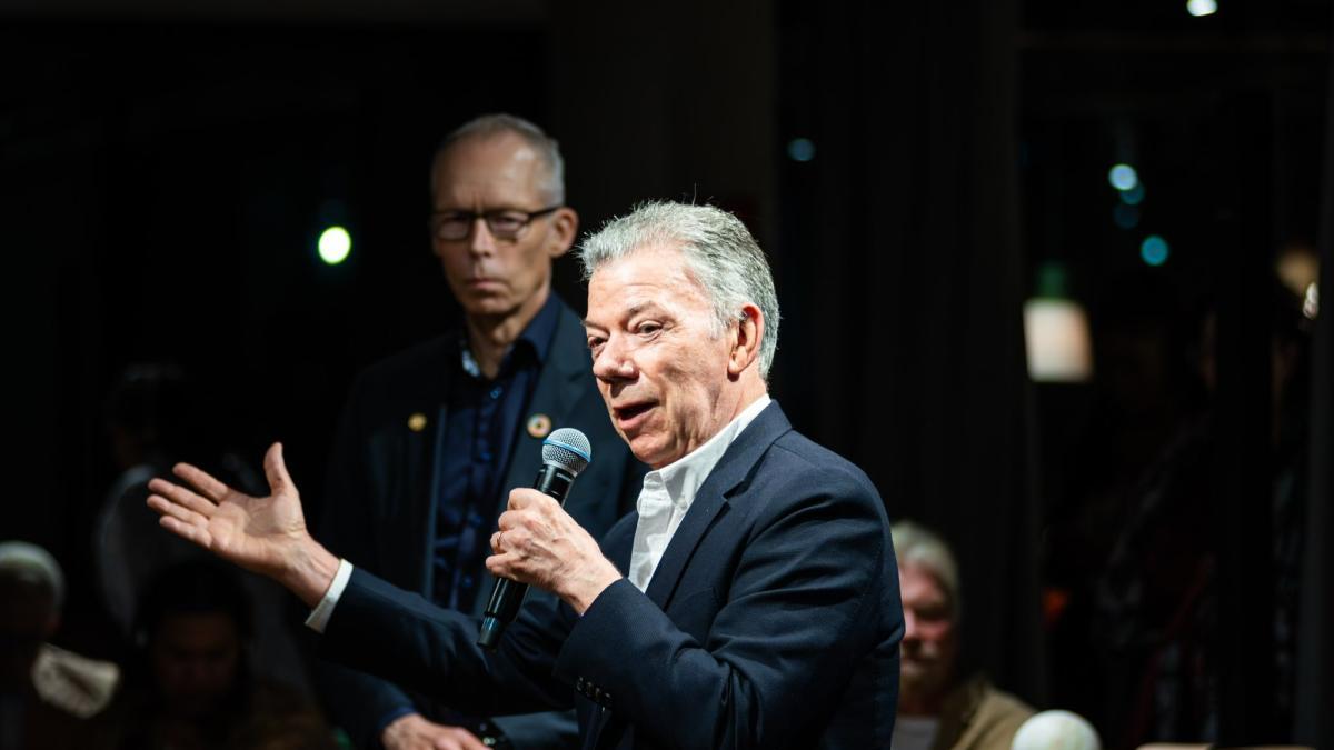 Expresidente Santos dice que la ONU no acogerá tesis de que acuerdo de paz de 2016 habilita una constituyente