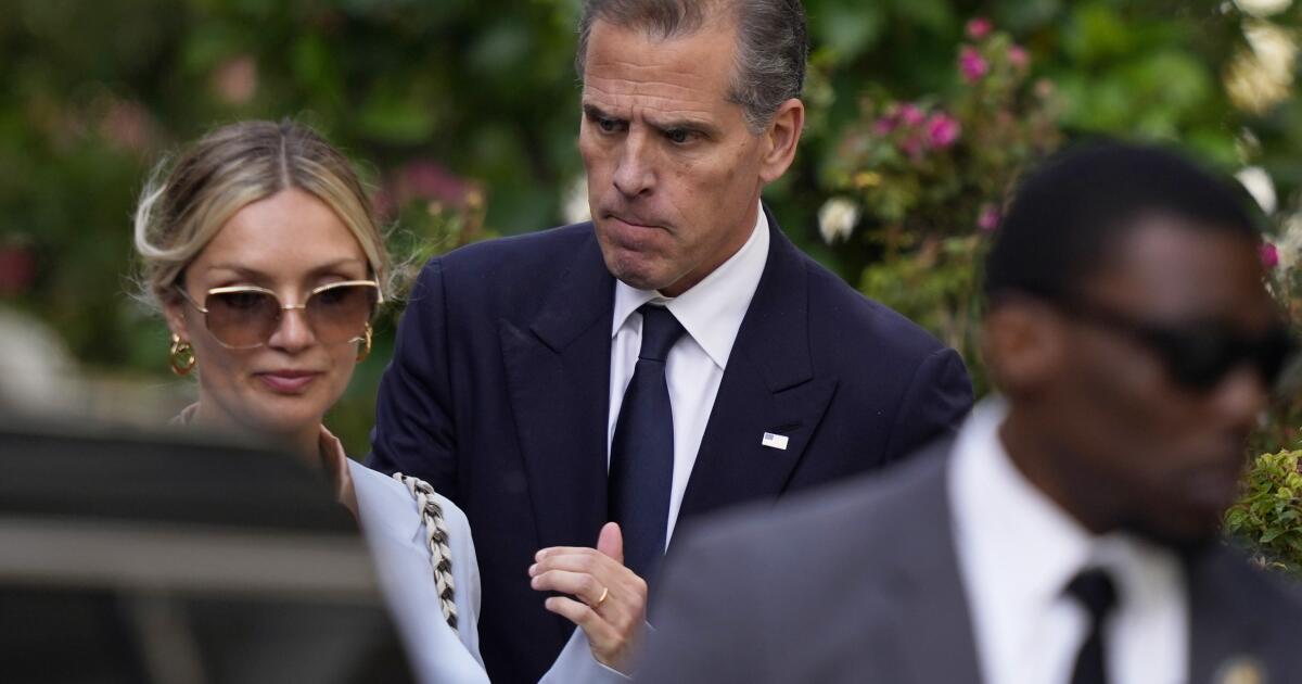 Fiscales en juicio por posesión de armas de Hunter Biden detallan sus problemas con las drogas