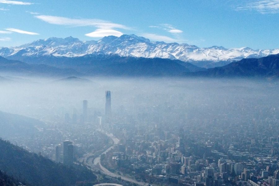 Declaran alerta ambiental para este miércoles en la RM: revisa qué patentes tendrán restricción vehicular