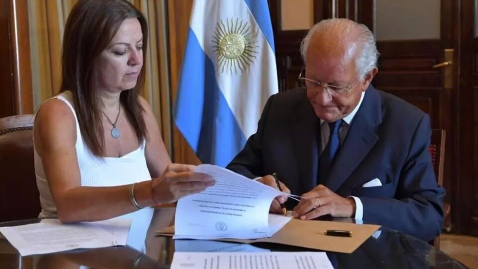 Sandra Pettovello se asoció al antiderechos Abel Albino para repartir los alimentos retenidos