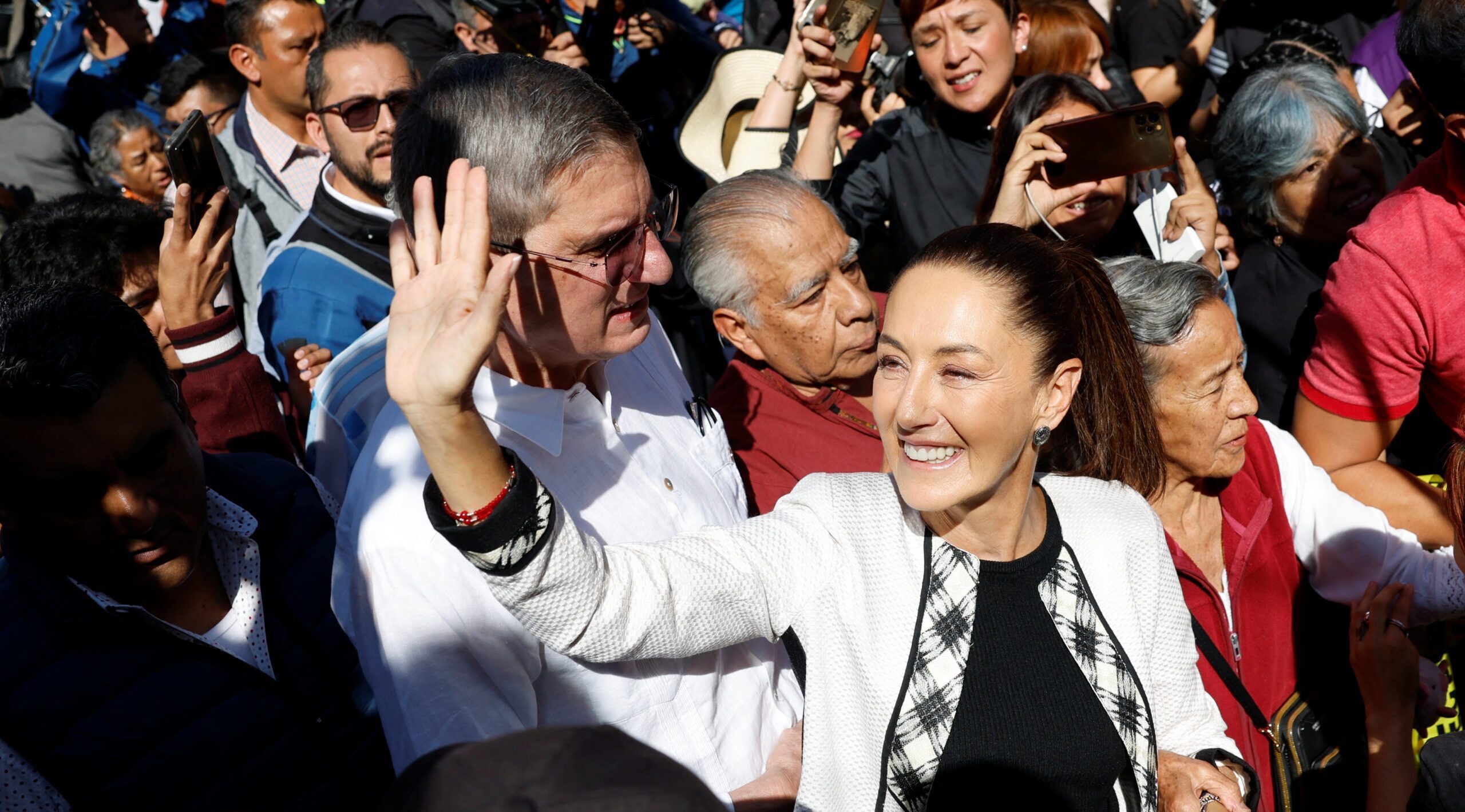 La noche en la que Claudia Sheinbaum se convirtió en la primera mujer presidenta de México