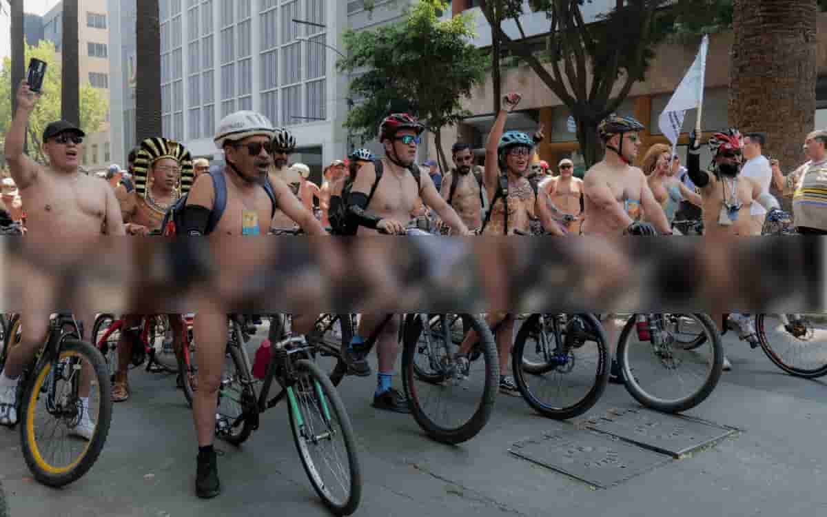 ¡Rodada al desnudo! Ciclistas promueven así el uso de la bicicleta